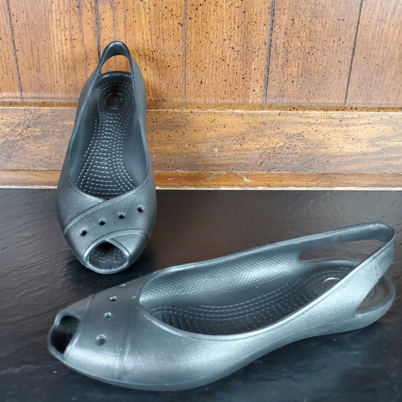 Crocs Womens Open Toe Sandal Slides
Sz w6 - Picture 1 of 6